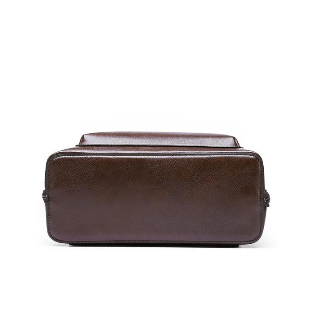 Classic backpack with double zipper - elegant design