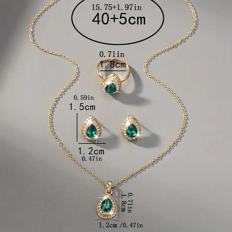 Noémie Glastra Jewelry Set