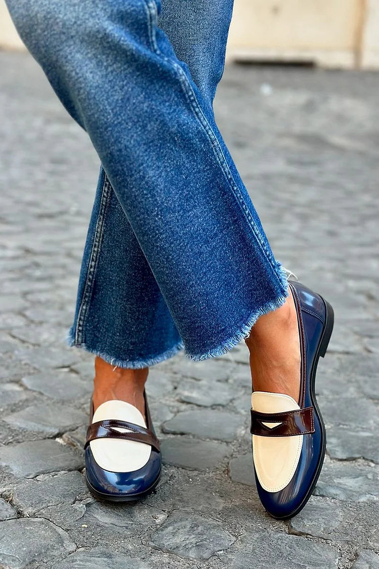 MARLEEN | MARINE BLUE LOAFER WITH SMALL HEEL