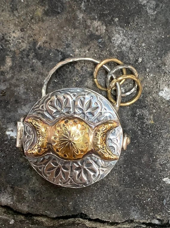 LunaVerve™ — Unlock Your Inner Strength and Radiate Unstoppable Spiritual Power