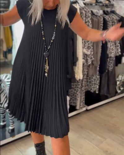 Nova - Trendy Round Neck Pleated Dress