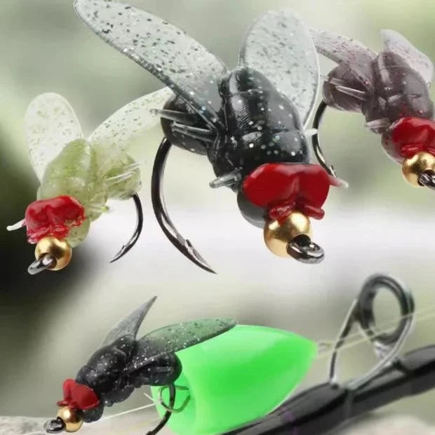 HydroLure™ — Ignite Unstoppable Feeding Frenzies and Land Bigger Fish Every Cast