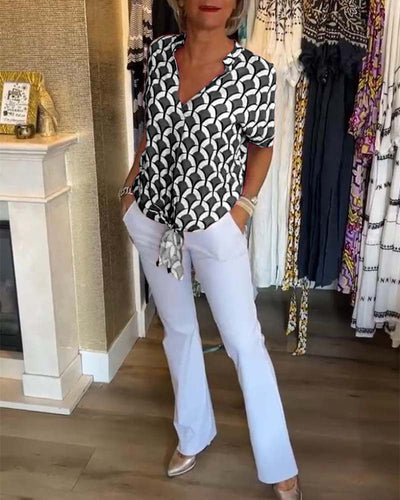 Lark - Women's Crew Neck Geometric Print Top