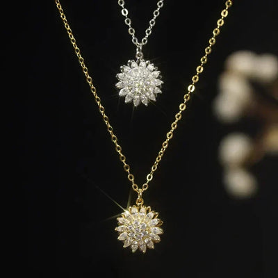 Fortuna Stellaris Necklace | White Gold 18k