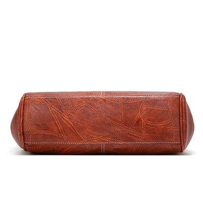 Vintage kiss lock handbag