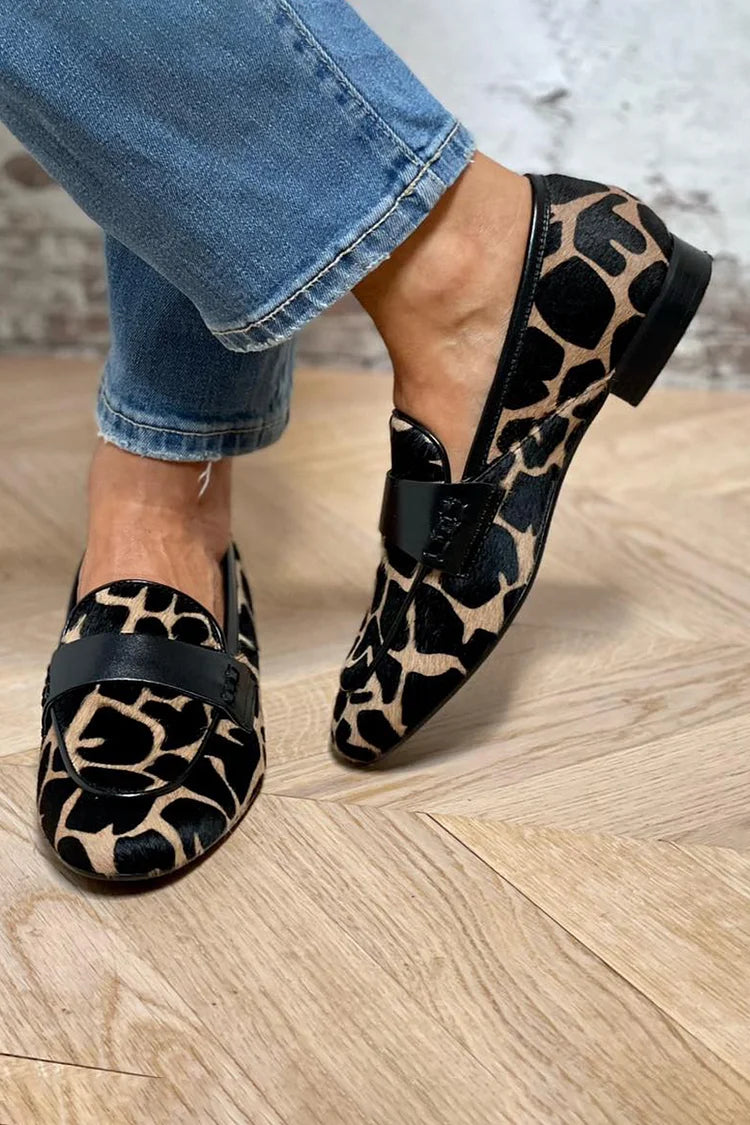 NORTHLINE STUDIO | GIRAFFE PRINT LOAFERS