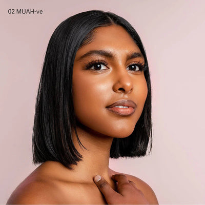 LuxeCurve™ — Command Every Look with Effortless, All-Day Lip Perfection