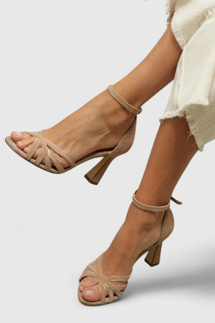 Isavetra™ | Orthopedic Sandals