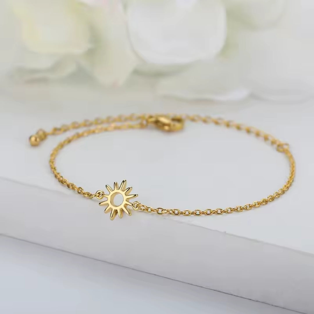 Solar Thin Gold Bracelet
