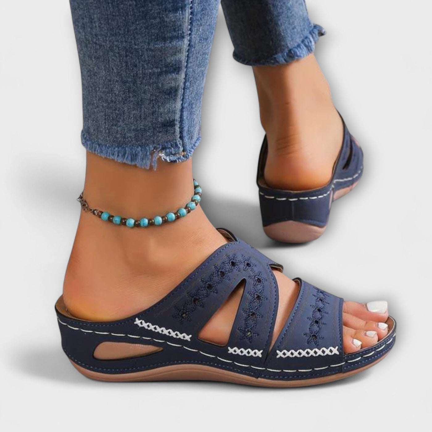 Deloura | Orthopedic Sandals