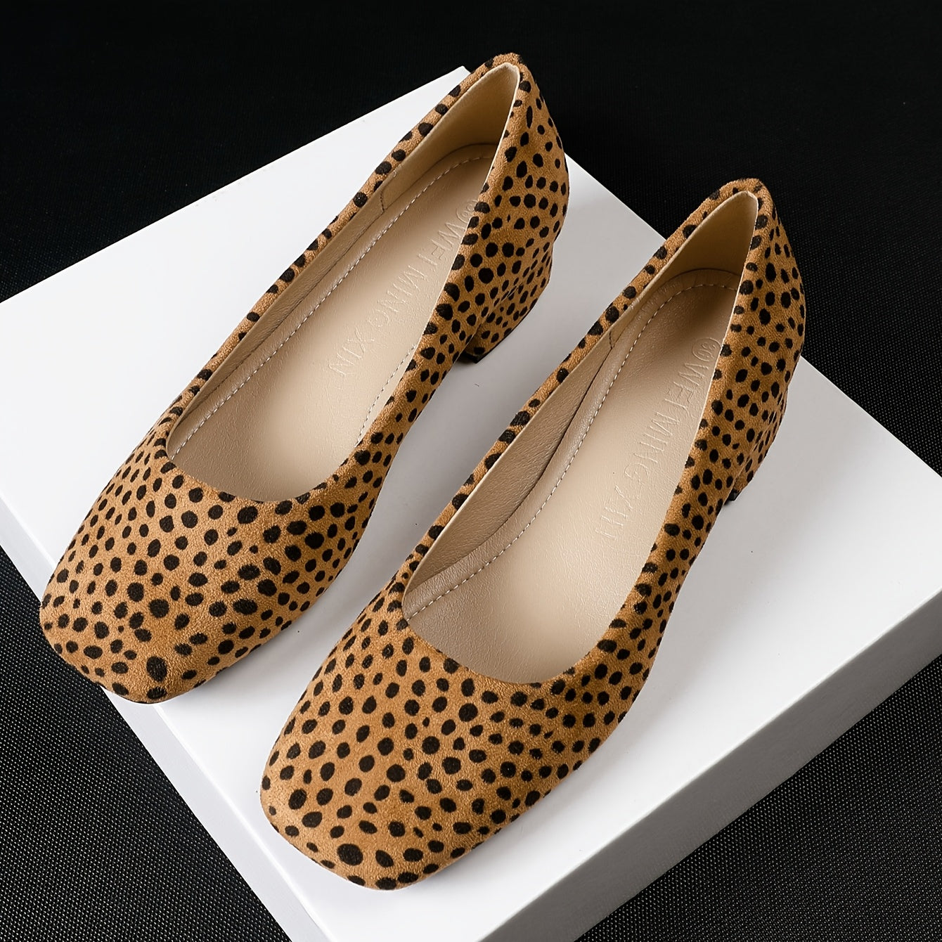 Lena – Dotted Comfort Low Heels