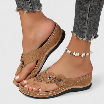 Nyra | Orthopedic Sandals