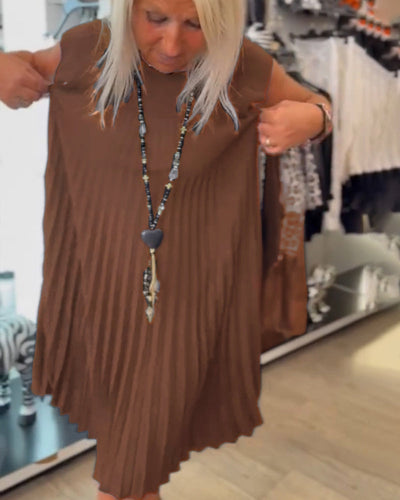 Nova - Trendy Round Neck Pleated Dress