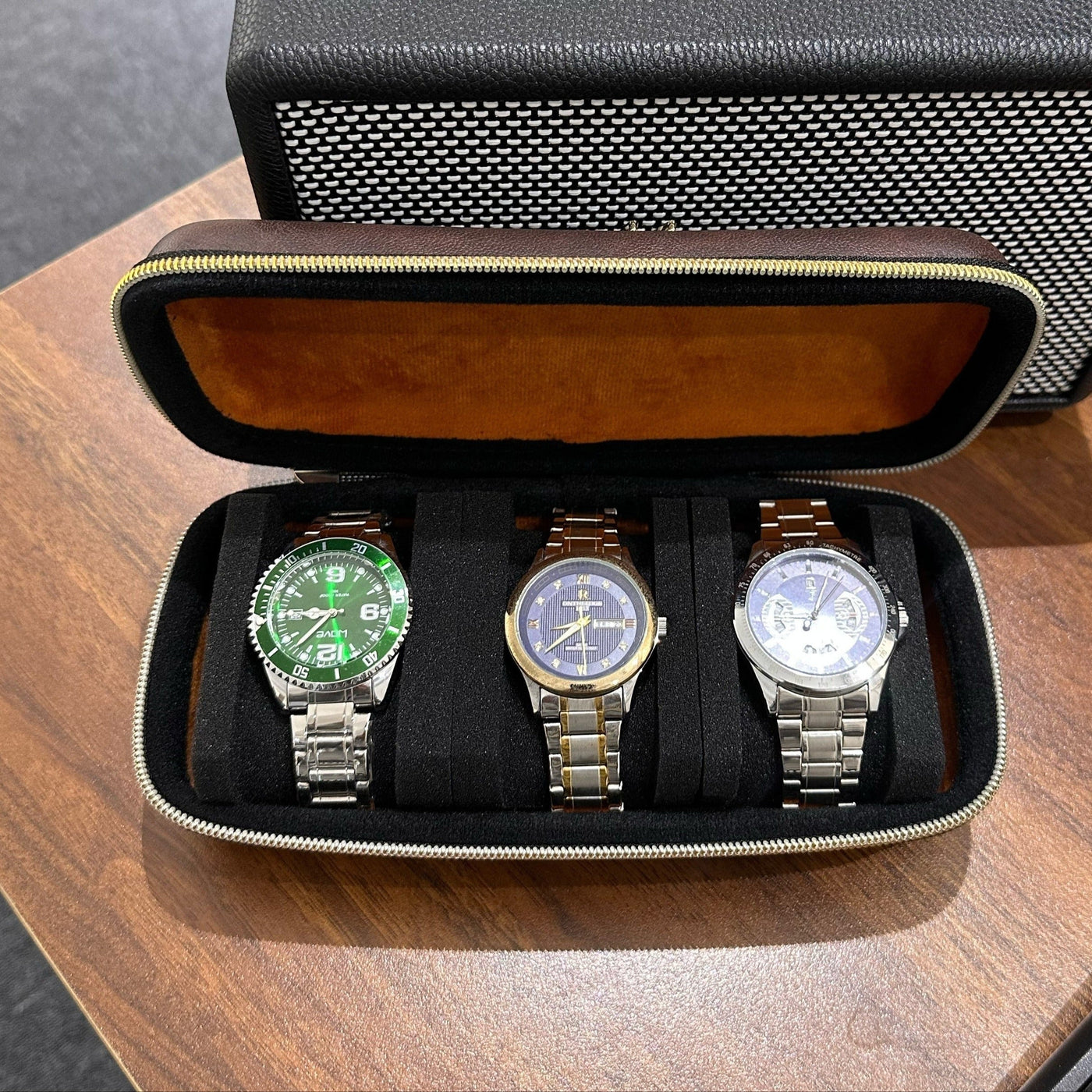 Rovan – 3-Slot Watch Organizer for Travel with Anti-Movement Watch Cushion