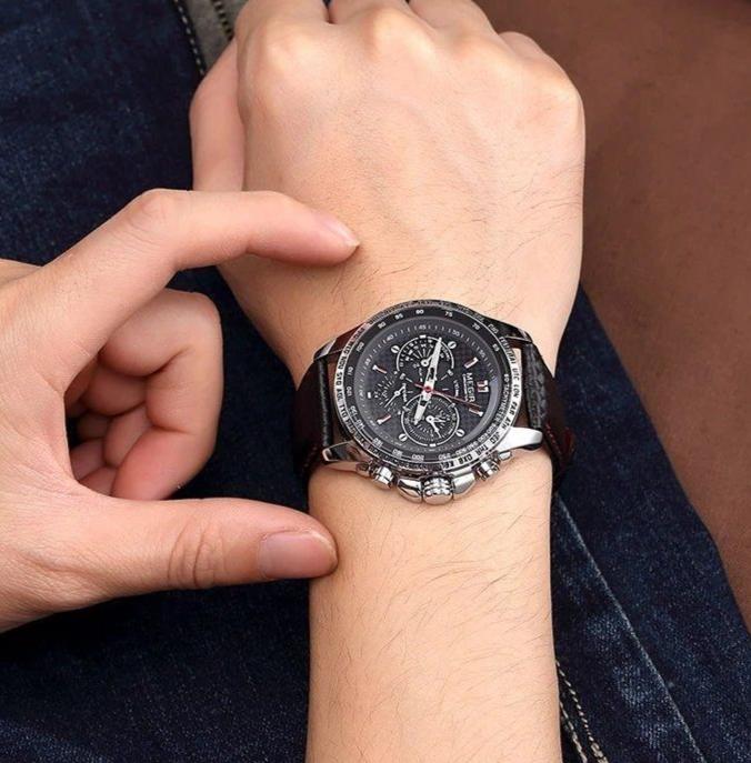 James - Luxury Quartz Watch