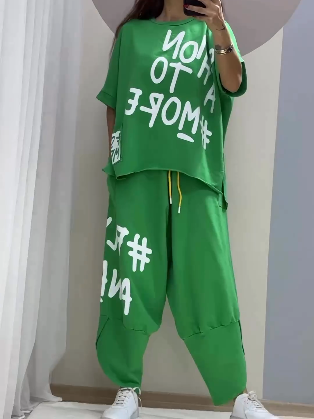 Lory - Casual two-piece suit with print and round neckline