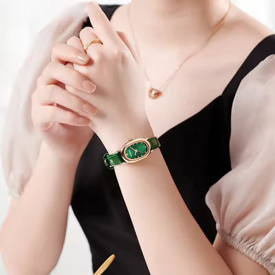 Elegant Vintage Oval Quartz Watch