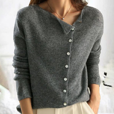 NORTHLINE STUDIO | Elegant Wool Cardigan