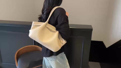 Olenna - Minimalist Tote Bag