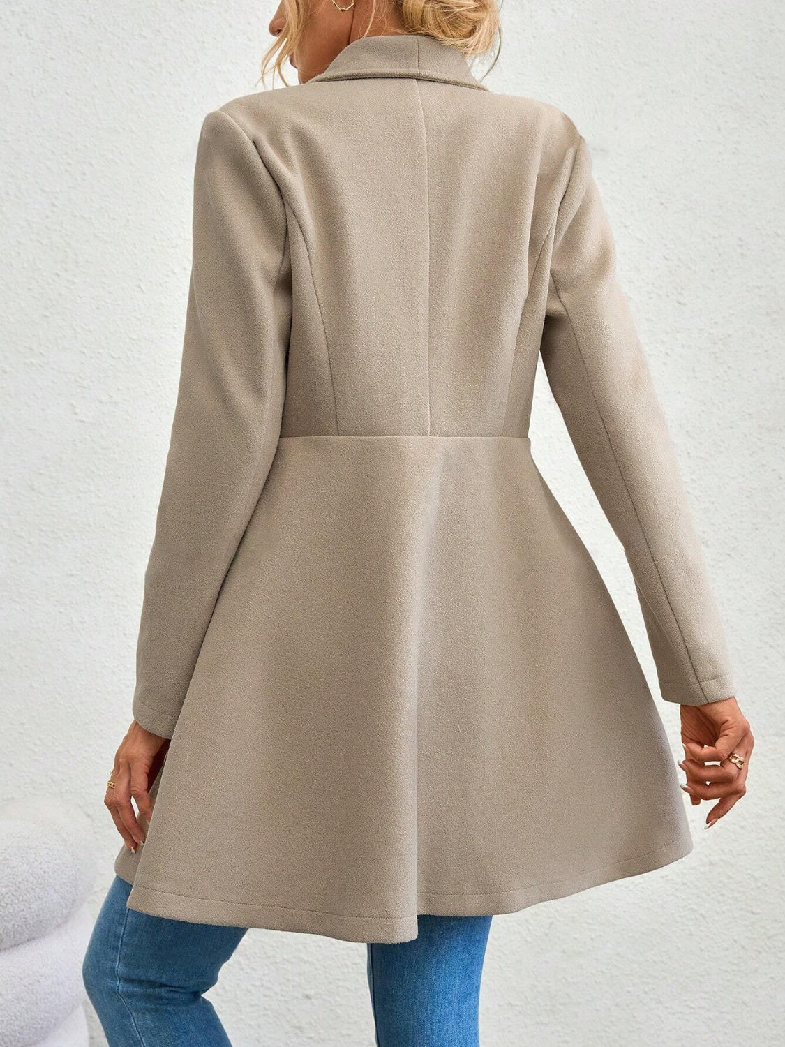 Ella™ - Elegant Button-Up Coat