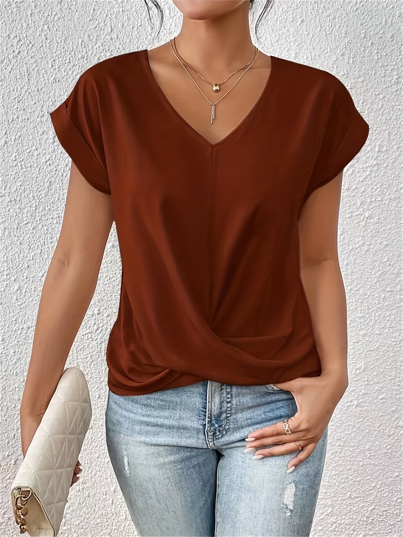NORTHLINE STUDIO | V-NECK TWIST TOP