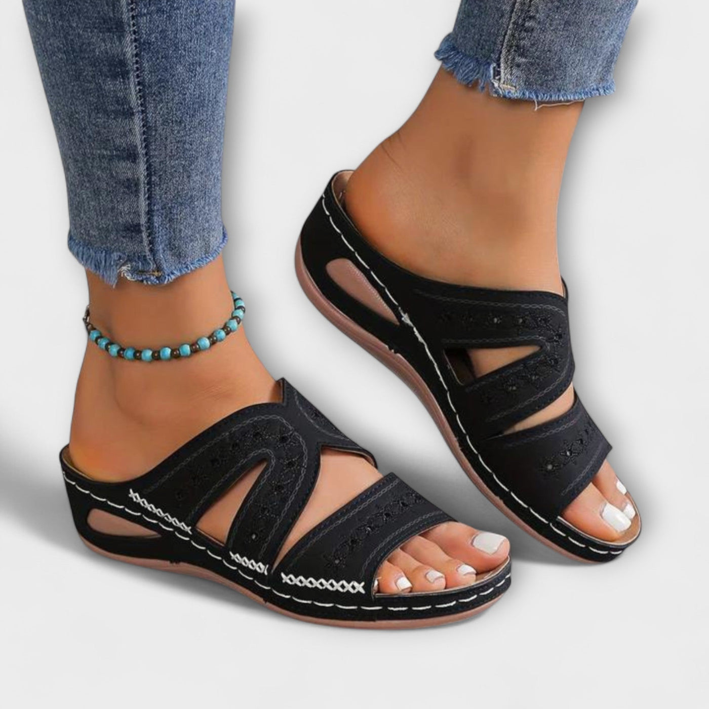 Deloura | Orthopedic Sandals
