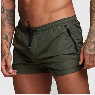 Enzo - Short swim trunks for a bold and functional style