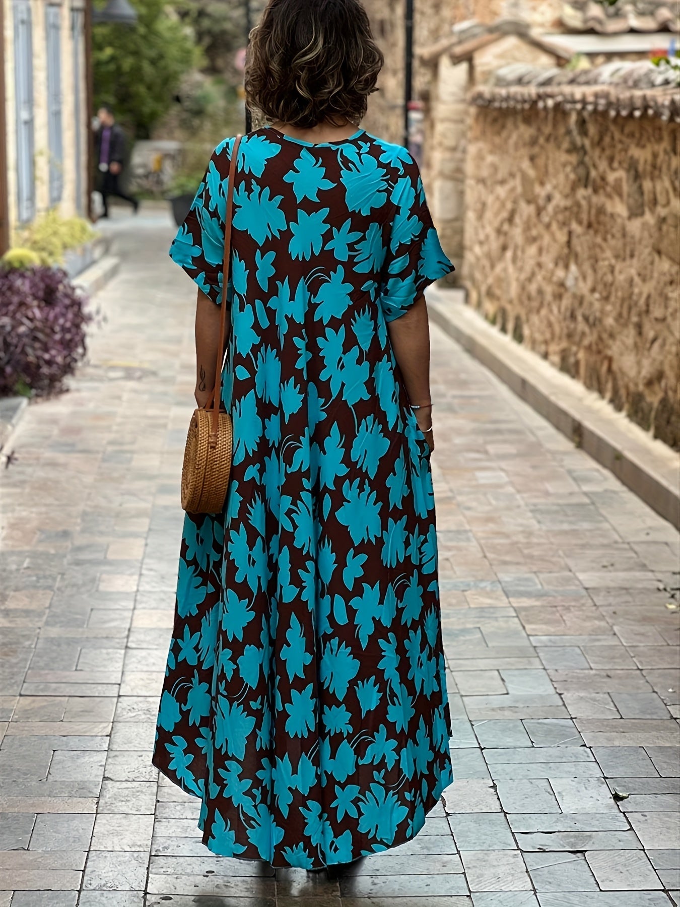 Isla | Bold Floral Breeze Maxi Dress