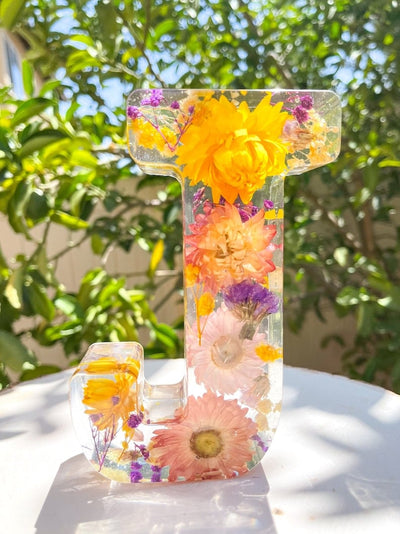 LumaBloom™ — Illuminate Your Space with Personalized Floral Serenity