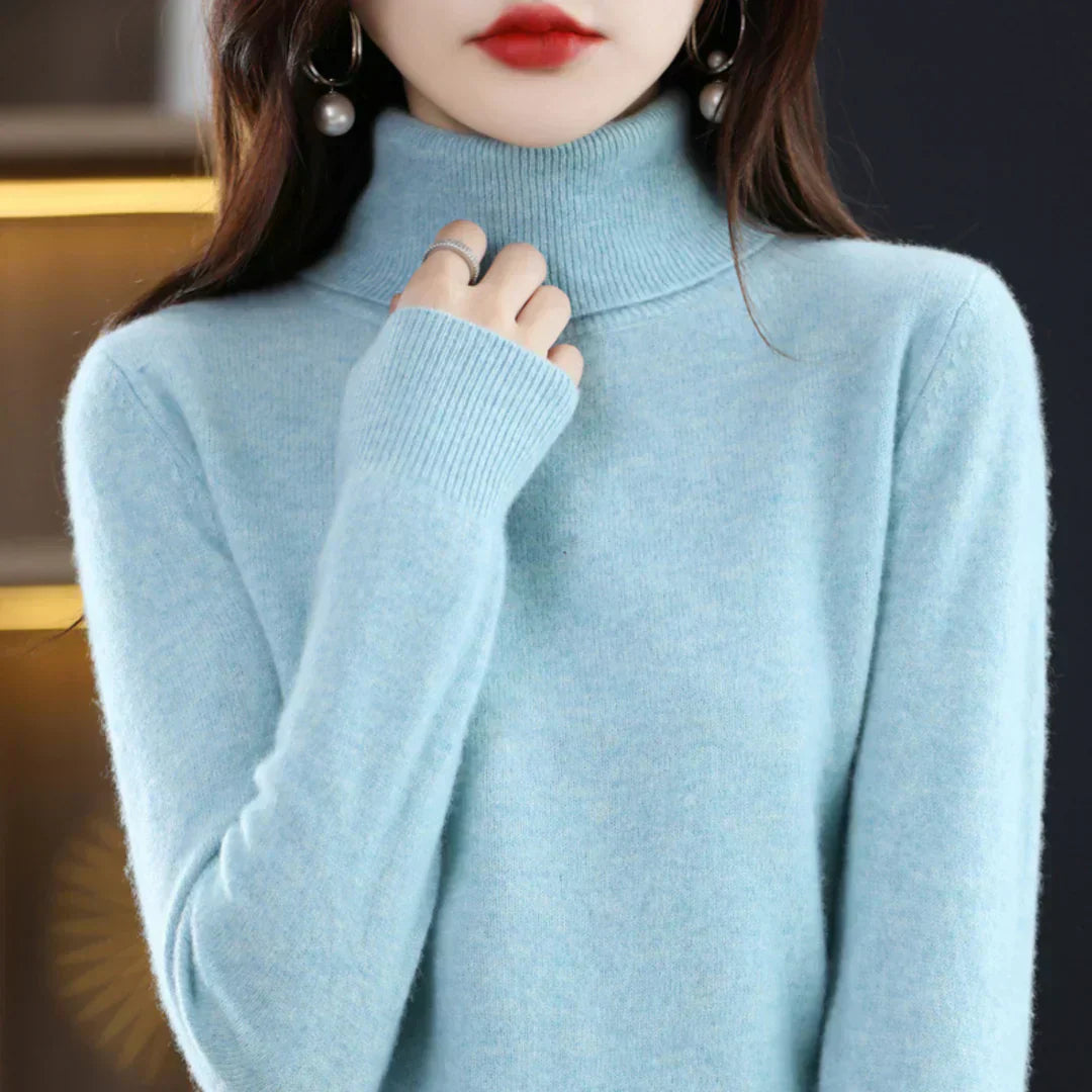 Avencea - Khaki Colored Turtleneck Sweater Made of Luxurious Comfortable Cashmere