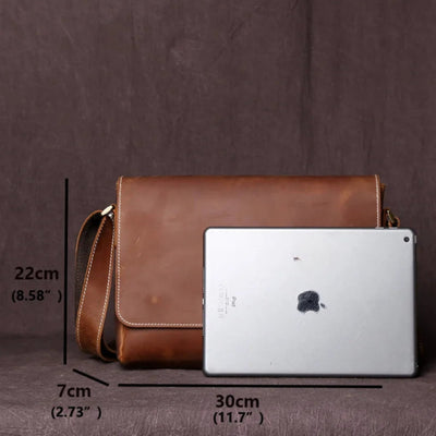 Vinthentic Men's Retro Leather Crossbody Bag