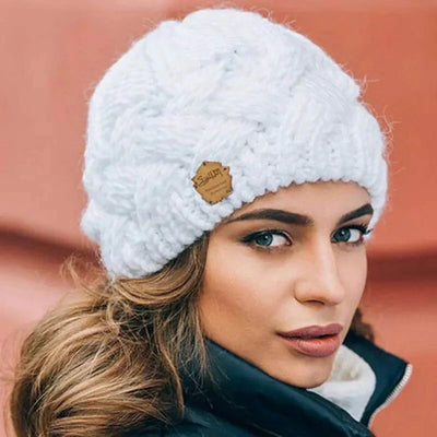 Avencea Fashionable and Soft Knitted Beanie