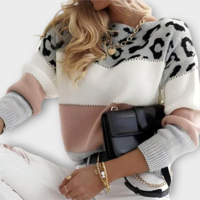 Cheyenne - Casual Sweater with Leopard Design