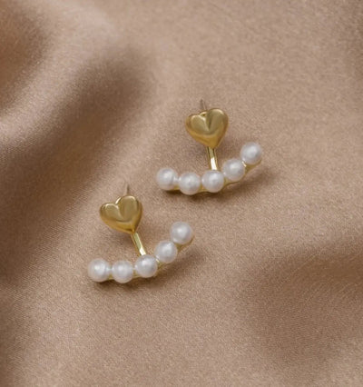 Pearl Heart Earrings in Gold
