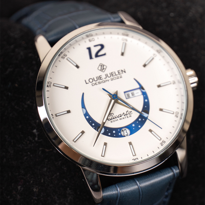 Elegant Luminous Moonphase Watch™