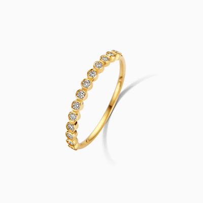 Pearl™ - ELEGANT DIAMOND RING WITH A LUSTROUS PEARL DESIGN