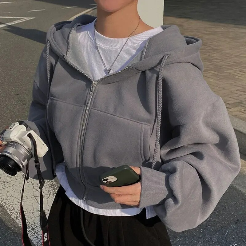 Women’s Hooded Jacket – Oversized Fit – Plush Fabric – Cropped Length – Zip Front