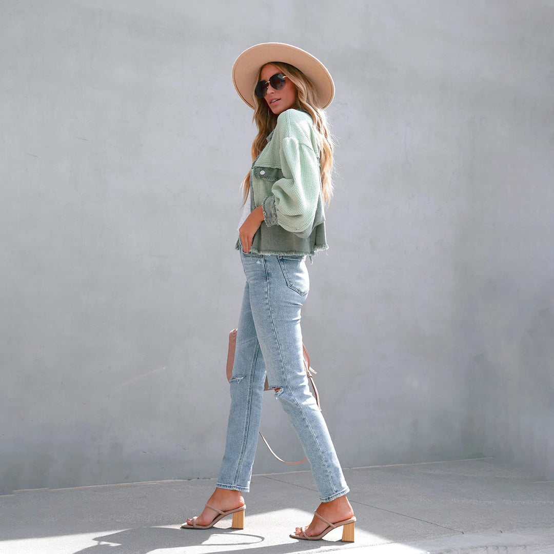 Avencea - Elegant and Comfortable Coat