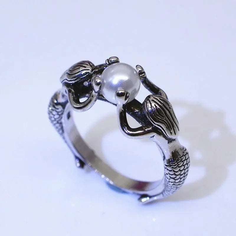 Mermaid Ring with Pearls in Silver