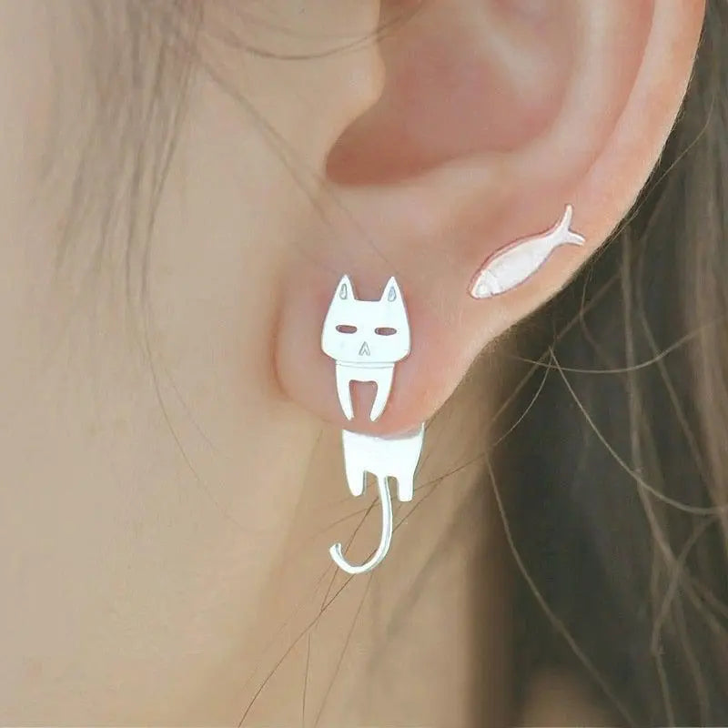 Silver Climbing Kitten Earring