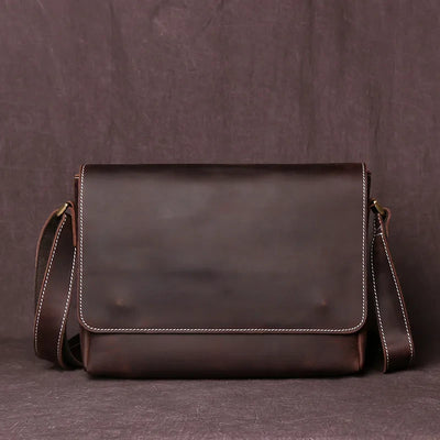 Vinthentic Men's Retro Leather Crossbody Bag