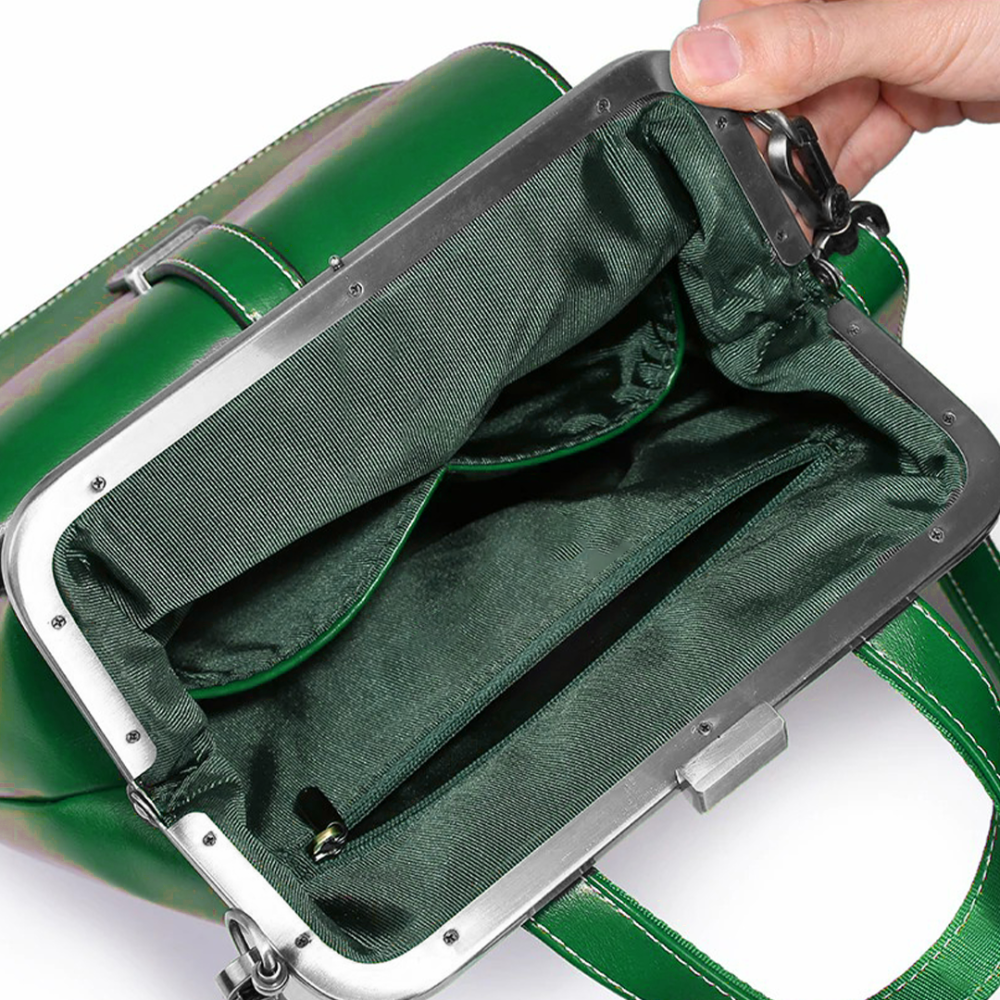 Victoria | Water-Repellent Crossbody Bag by Hannah