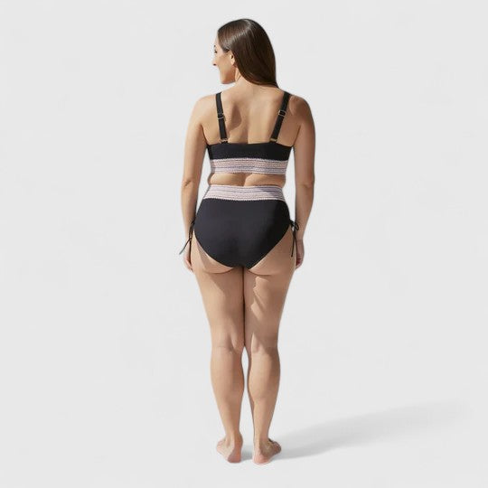 Cynarae | Elegant Bikini Set