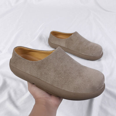 Lómel Minimalist Suede Clogs