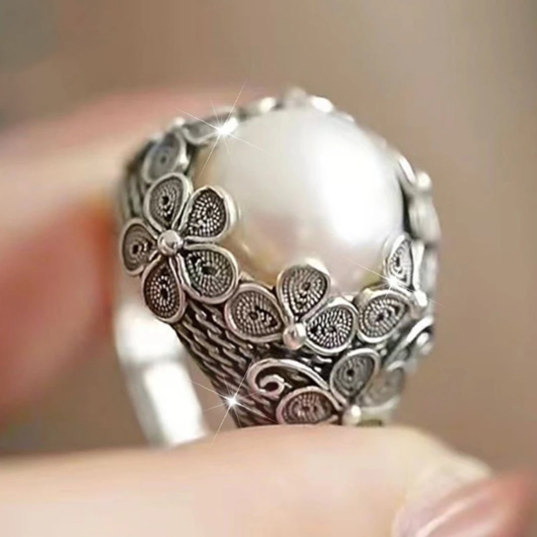 Flower Pearl Ring