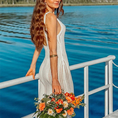 Women’s Knit Dress – Bodycon Fit – Scoop Neck – Sleeveless Open Back – Ankle Length