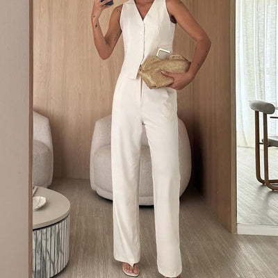 Women’s Cropped Top – Sleeveless V-Neck – Tailored Fit – Button Front – Woven Fabric