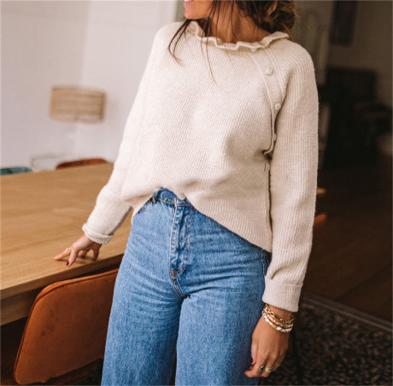 Women’s Knitted Sweater – Wool Blend – Relaxed Fit – Ruffled Neckline – Shoulder Buttons