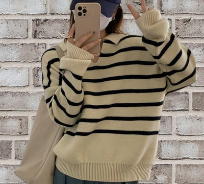 Women’s Pullover Sweater – Relaxed Fit – Wool Blend Knit – V-Neck – Striped Design