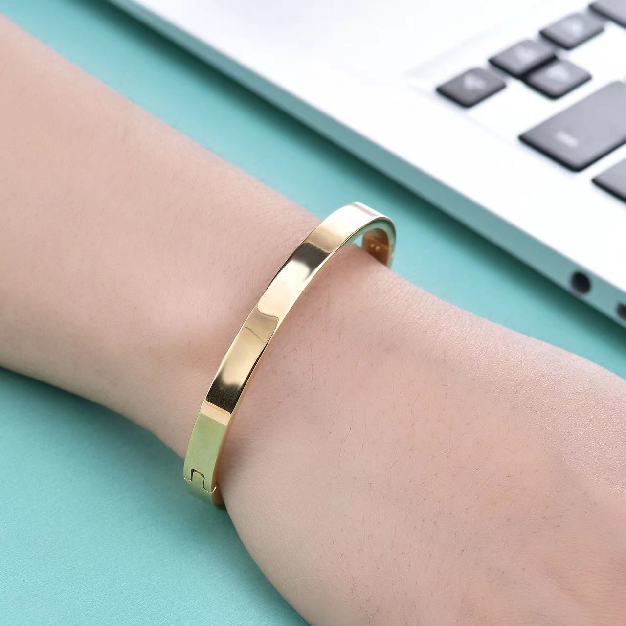 Nadina Valerio Bracelet | Gold 16k